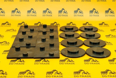 Комплект направляющих аутригера (5,0мм, черный) Terex (OEM) 3519713M1+3521199M3 (1)