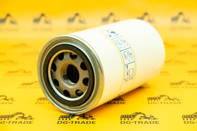 Масляный фильтр Komatsu 6736-51-5141 (1)