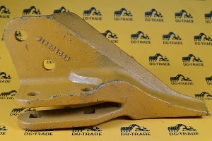 Боковой зуб заднего ковша правый Komatsu 42N-812-1230